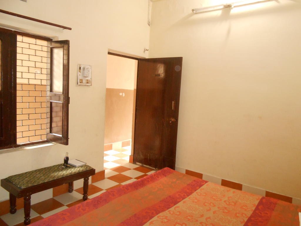 Gaurav Guest House Mathura Oda fotoğraf